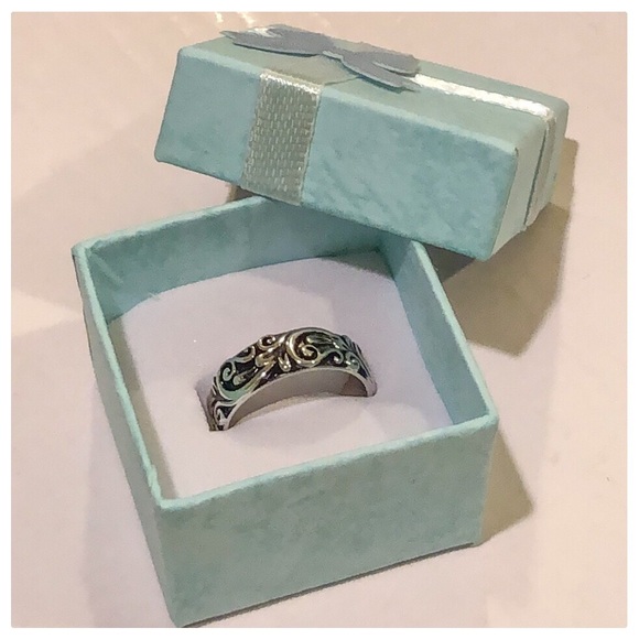 💕Beautiful Sterling Silver Bali Floral Band Ring - Picture 8 of 8